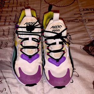 Nike air 270s